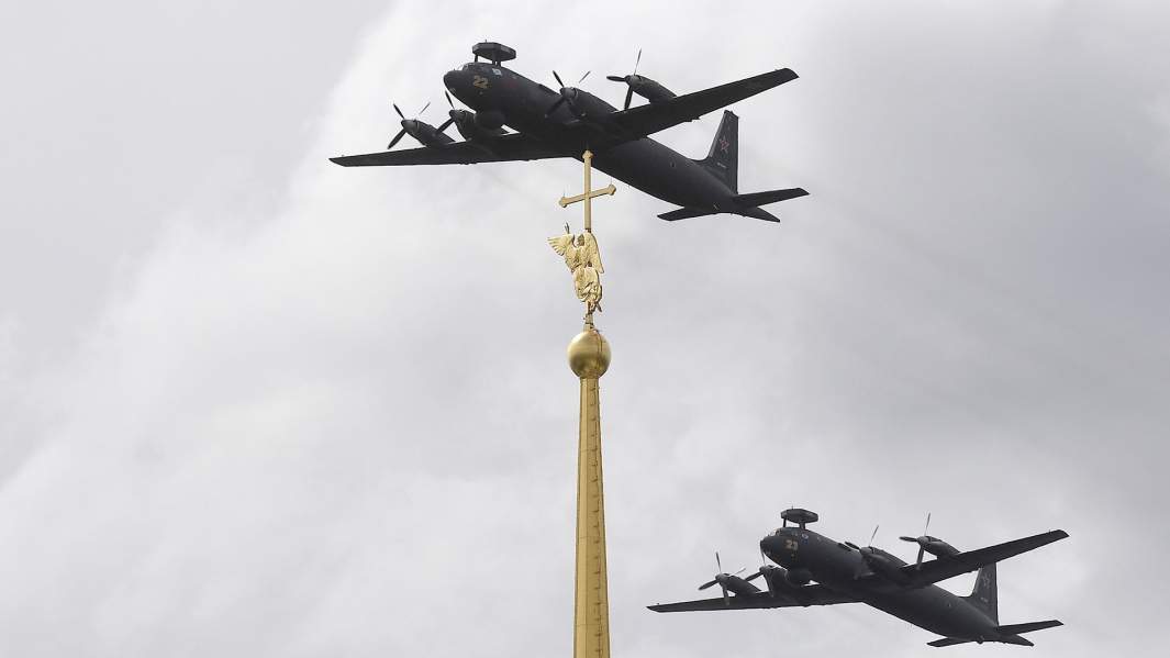 Противолодочные самолеты Ил-38Н