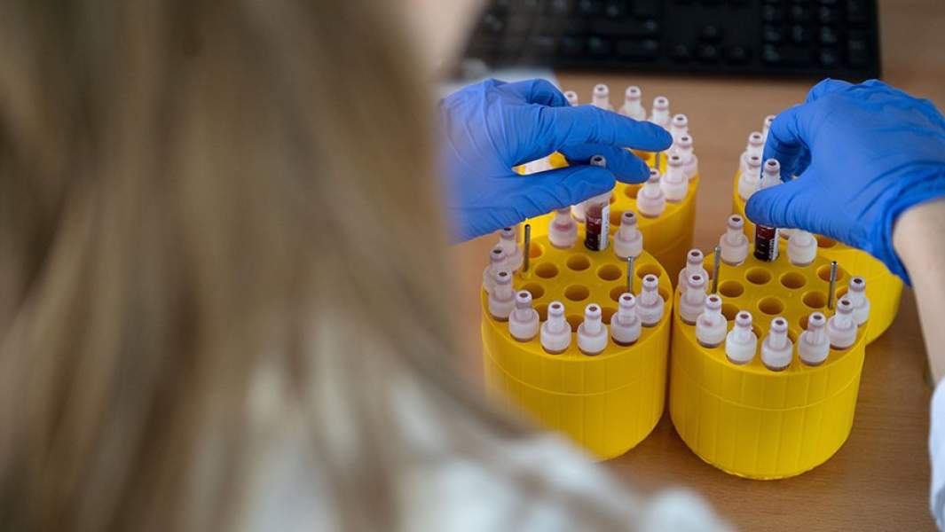 вирус лаборатория