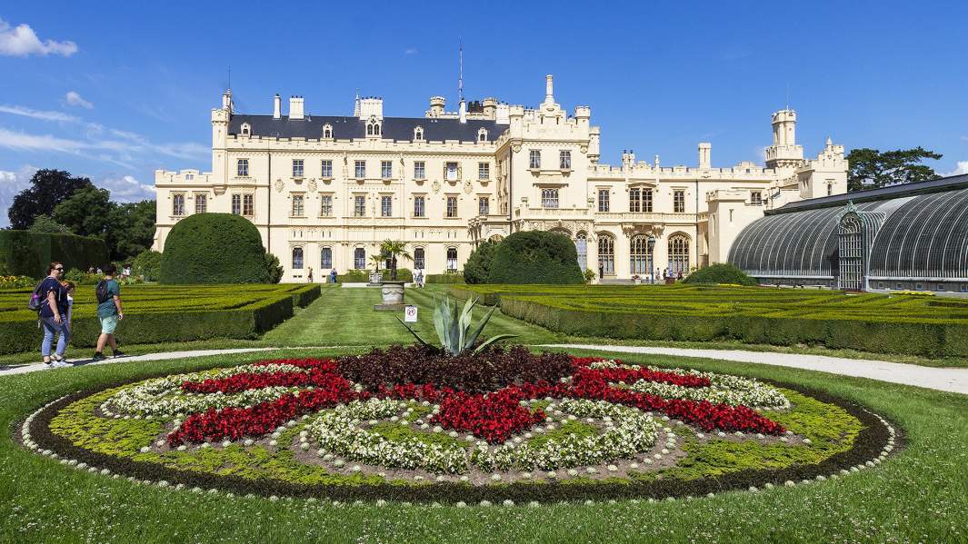 Замок Леднице