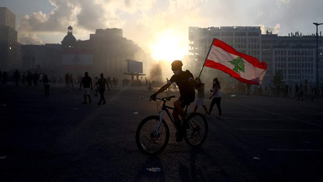 протестующий 