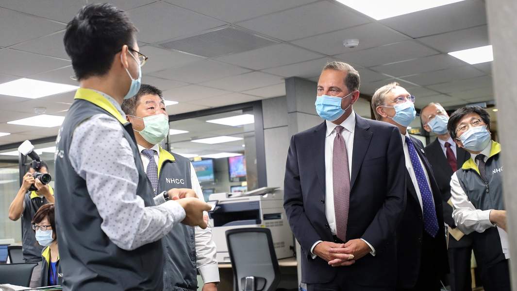 Министр здравоохранения США Алекс Азар