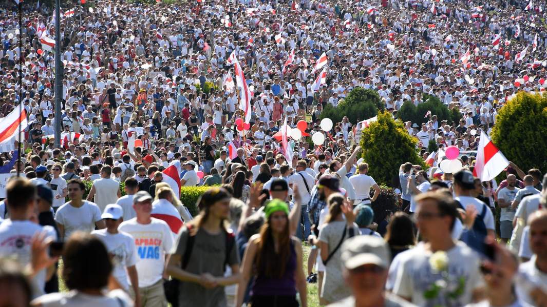 Участники общегражданского марша