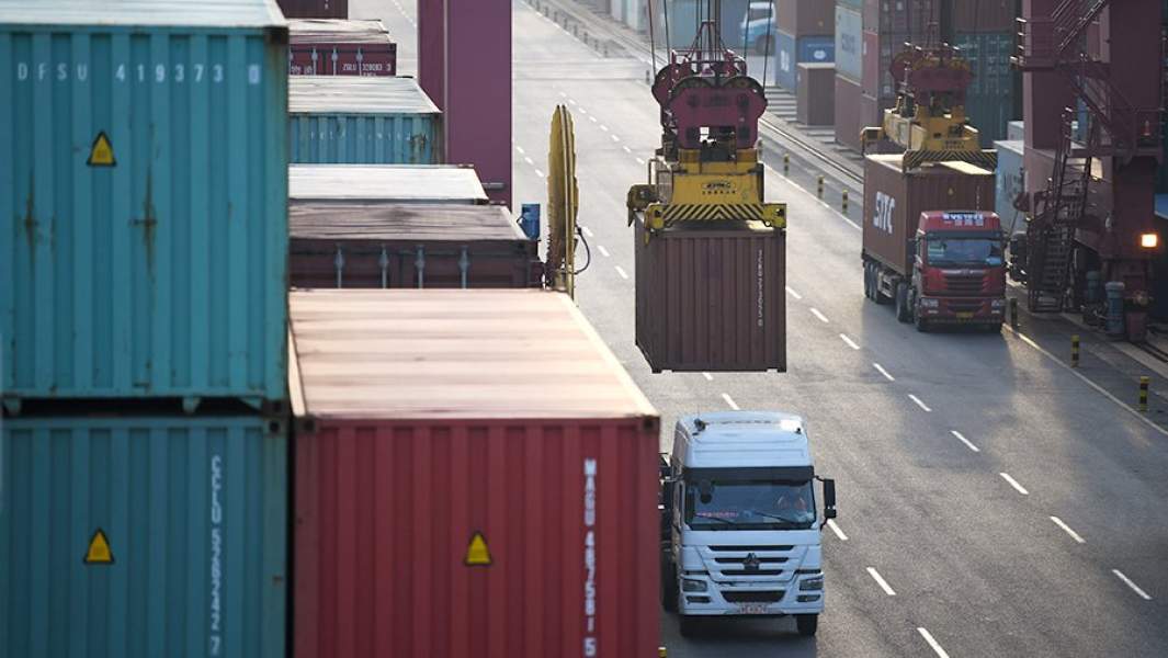 Контейнеры в китайском порту