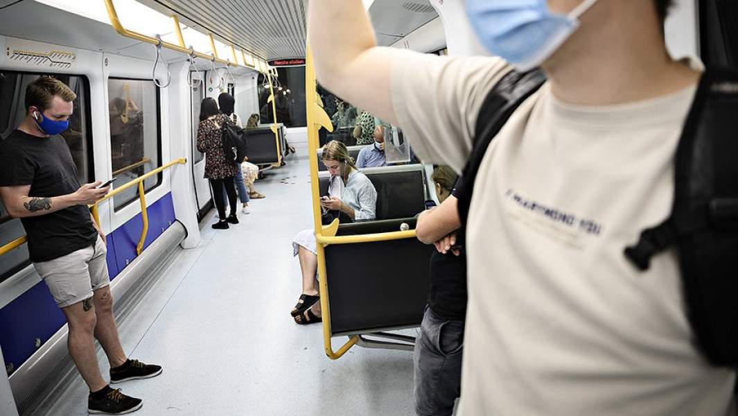 Пассажиры в метро Копенгагена