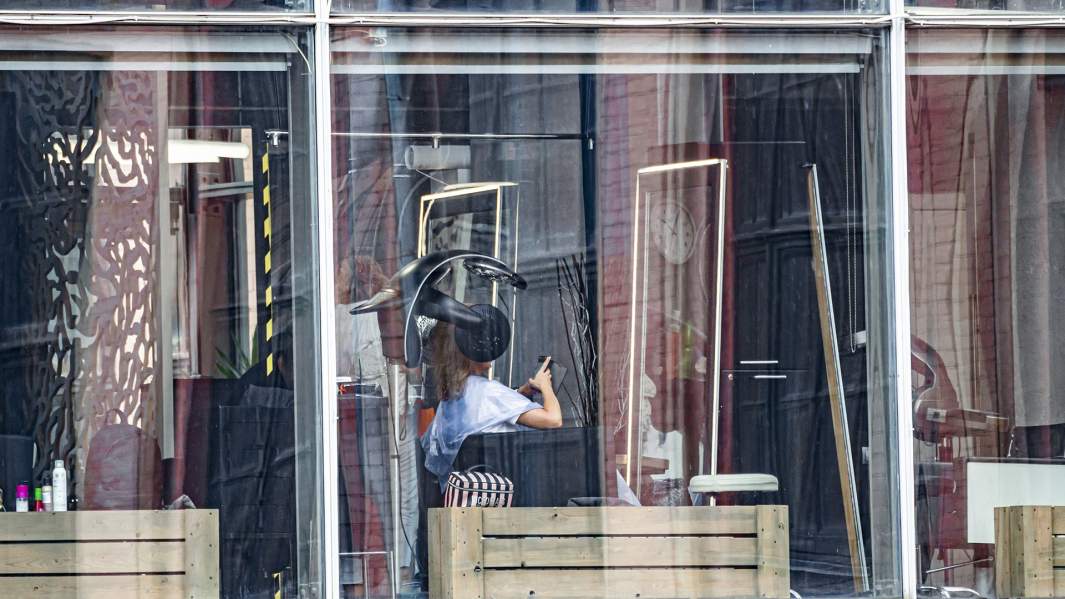 Сами с деньгами: каждый четвёртый регион запустил свою помощь бизнесу