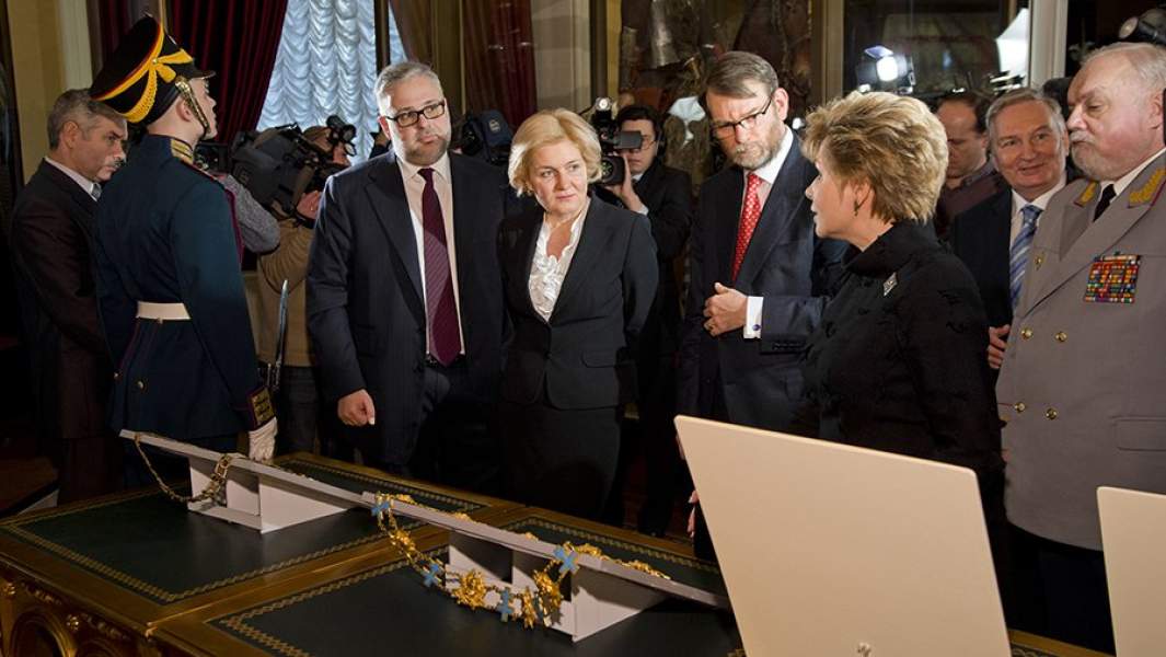 Церемония передачи Викторианской цепи Николая II