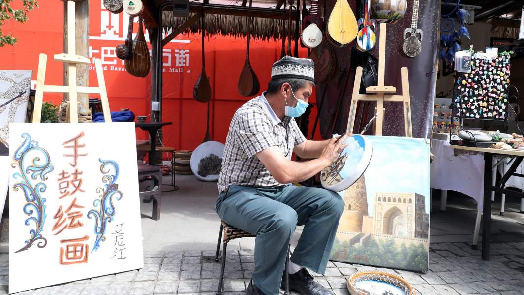 Белокнижники: как КНР отвечает на критику по Синьцзяну