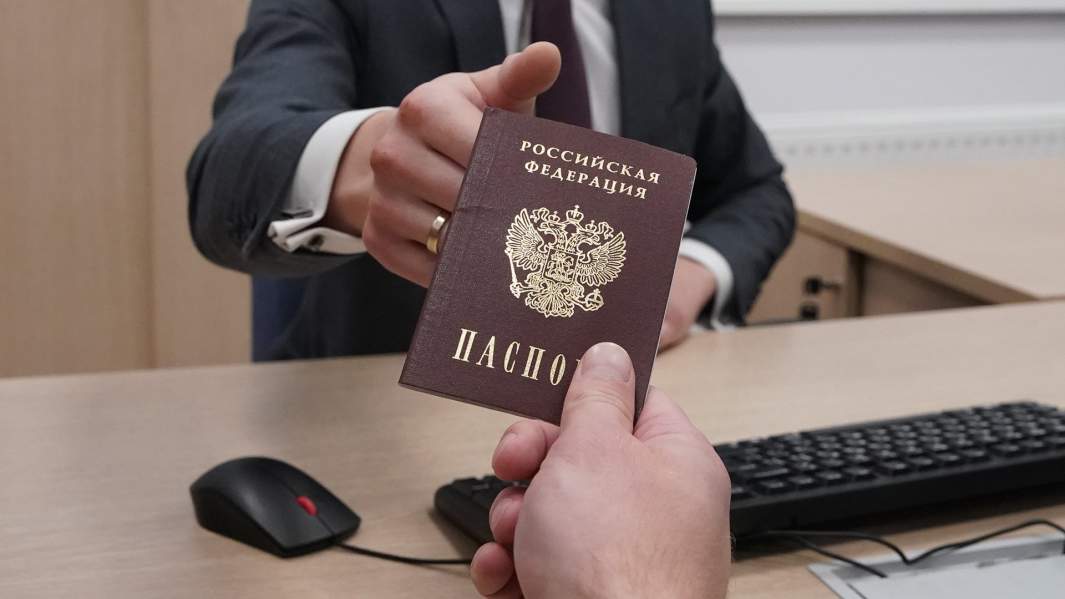 Не берегут смолоду: в России резко выросло число заемщиков до 25 лет