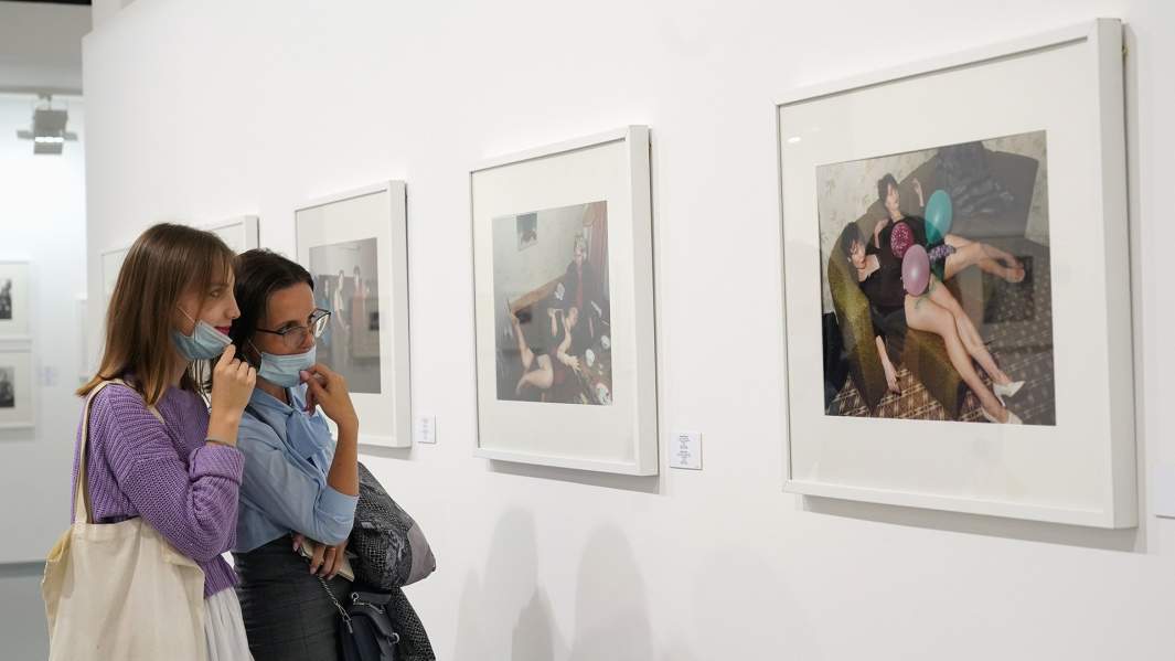 Работы фотографа Сергея Чиликова на Фотобиеннале-2020 в Мультимедиа Арт Музее 