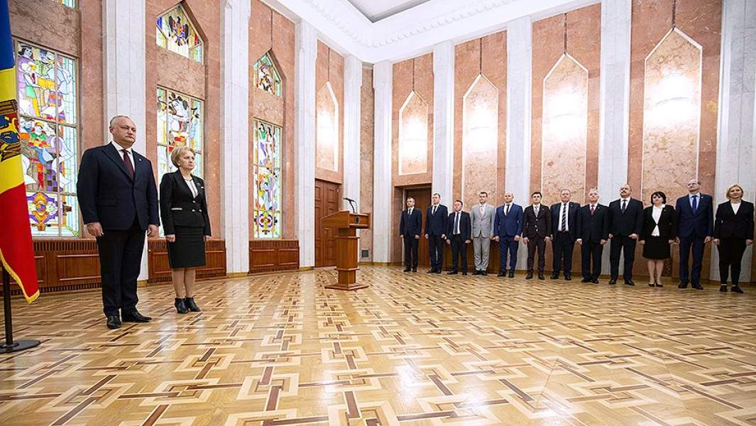 Игорь Додон принимает присягу