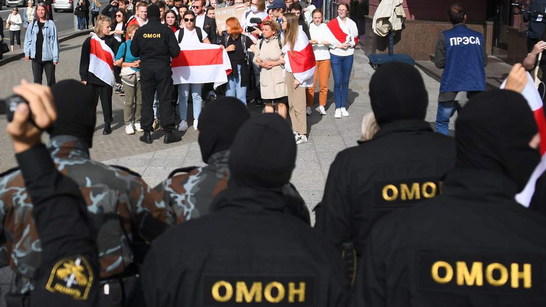 Прогул по Независимости: студенты в Минске ушли с пар ради митинга