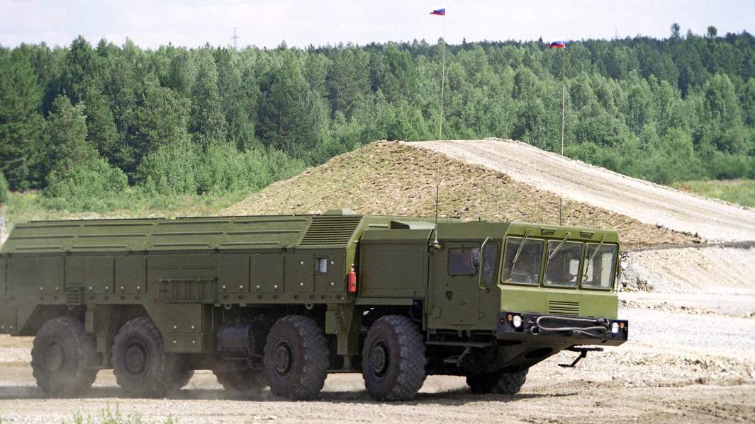 Оперативно-тактический ракетный комплекс «Искандер-Э»