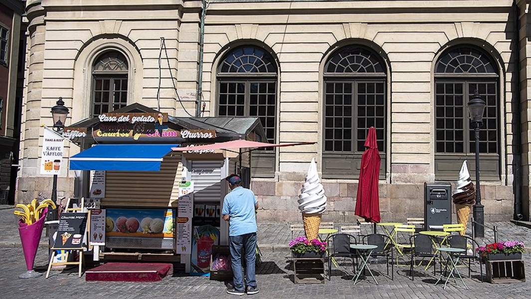 Уличное кафе в Стокгольме, Швеция