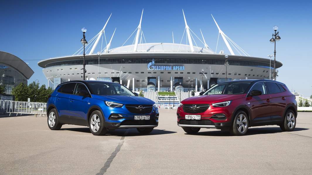 Габариты Opel Grandland X: 4477×1856×1609 мм. Колесная база — 2675 мм