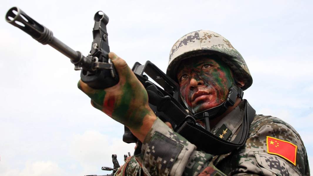 китай военные учения солдат