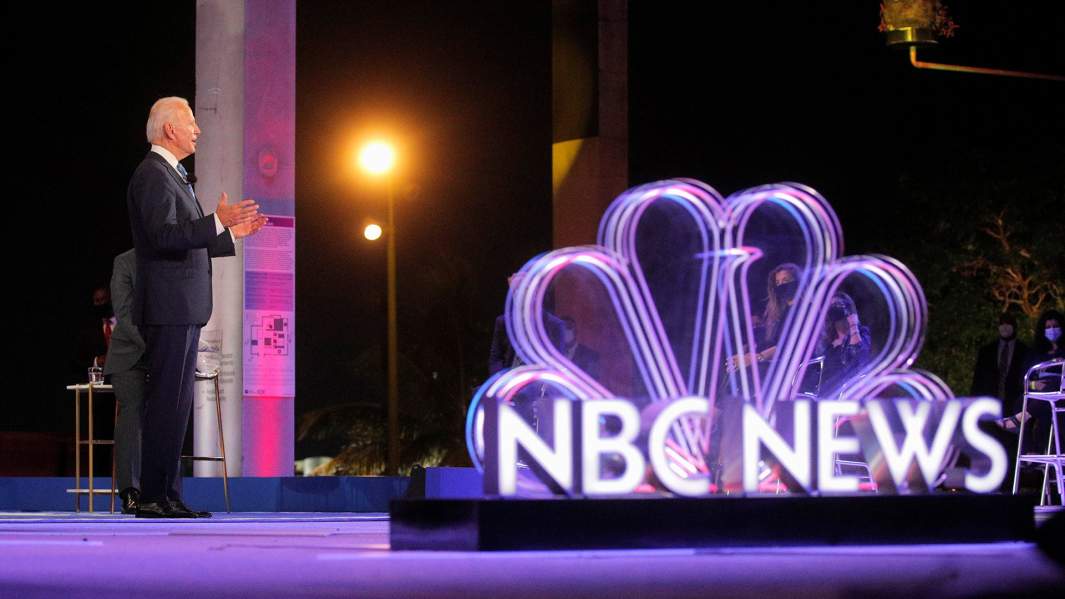 Кандидат в президенты от Демократической партии и бывший вице-президент Джо Байден в Майами