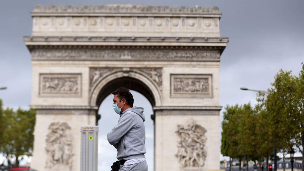 париж франция короновирус