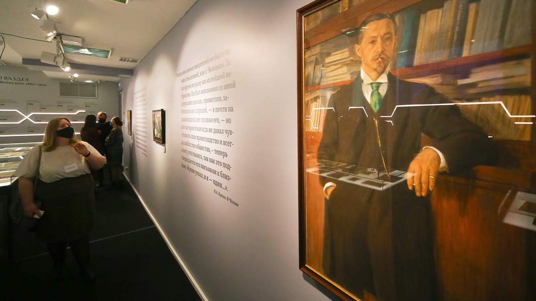 Выставка «Чехов, Бунин, Куприн. Судьбы скрещенья» в центральном здании Государственного музея истории российской литературы имени Даля