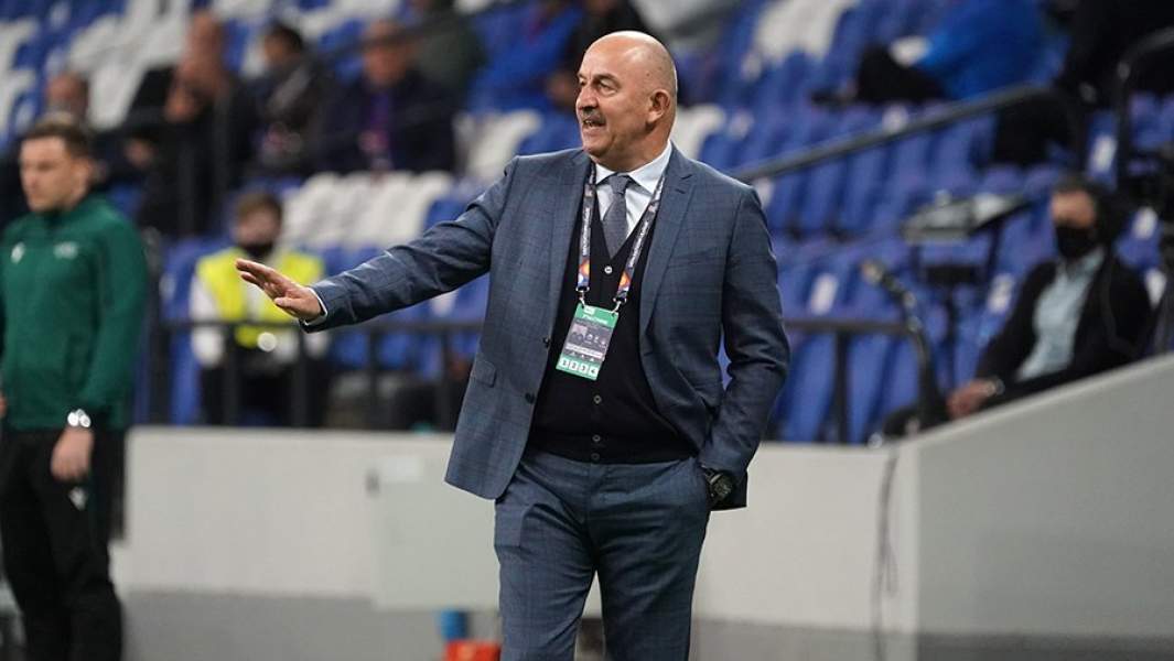 Главный тренер сборной России Станислав Черчесов в матче 1-го тура Лиги наций УЕФА между сборными России и Сербии