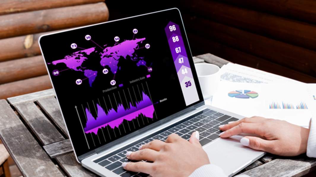 данные на мониторе 