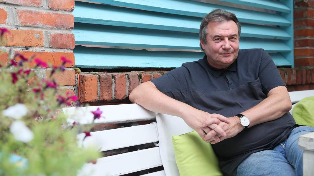 алексей учитель