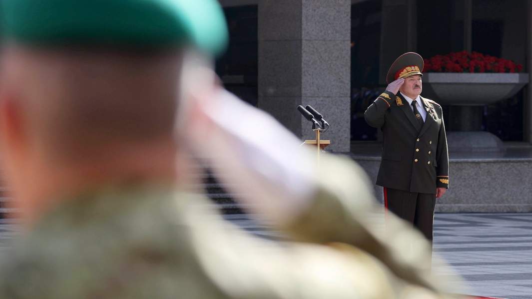 Президент Белоруссии Александр Лукашенко после завершения церемонии инаугурации в Минске