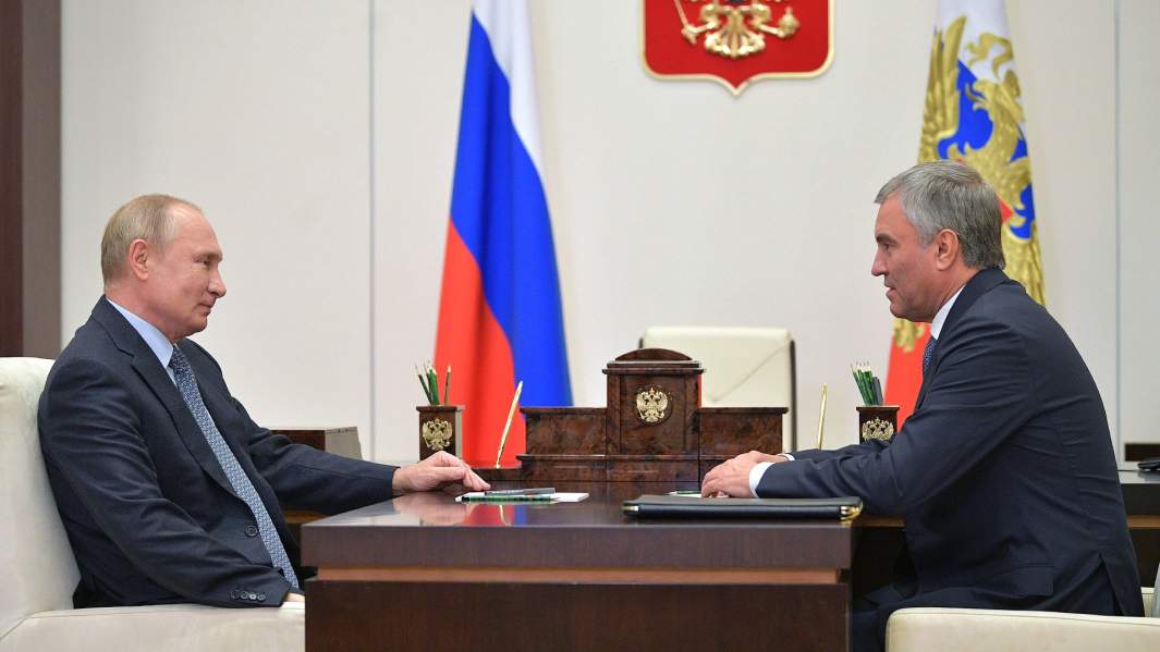 путин володин