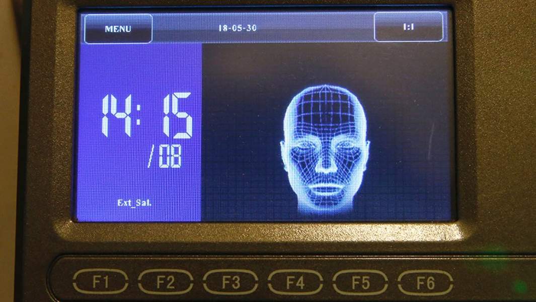 С лица списано: оплату по биометрии разрешат до конца года