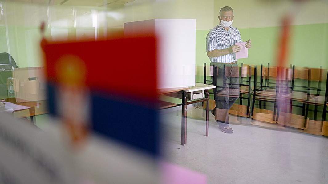 Избирательный участок в Косово