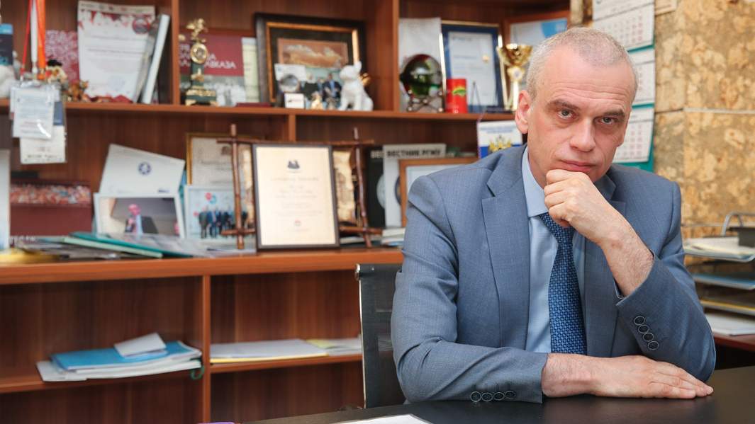 Сергей Лукьянов