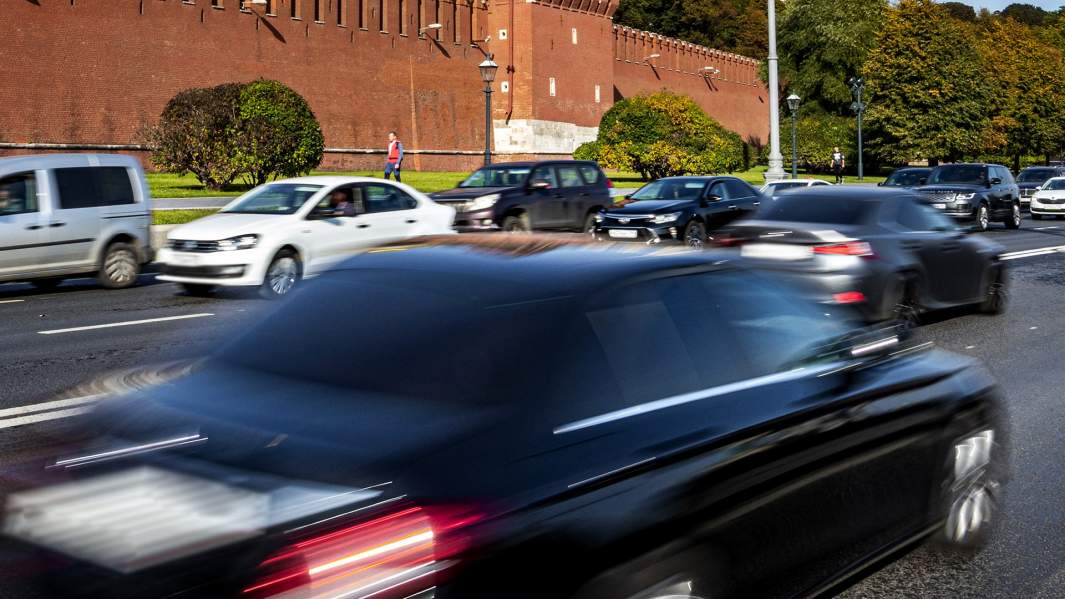 автомобили в городе