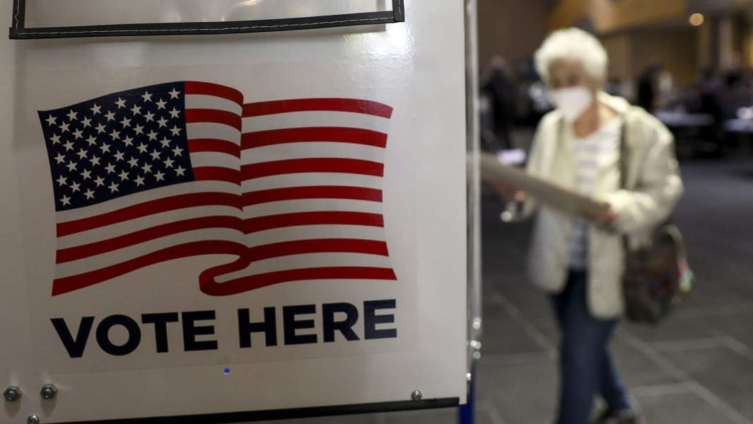 Штаб тебя: победа Трампа становится фантастическим сценарием