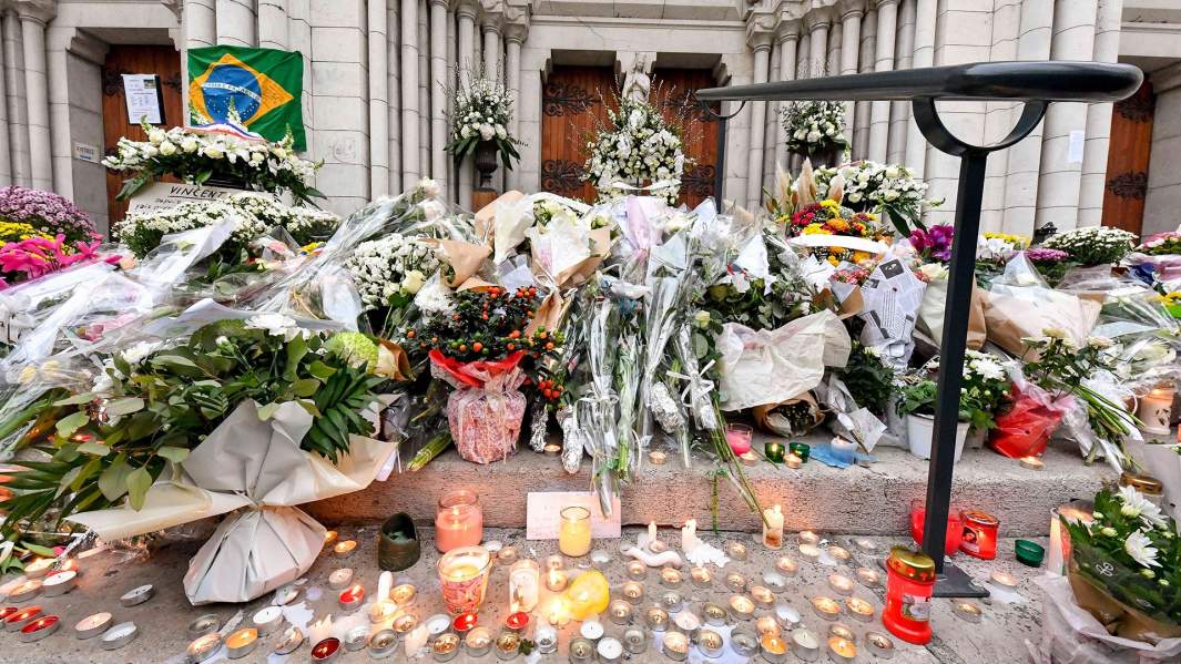 В воздухе витает что-то недоброе