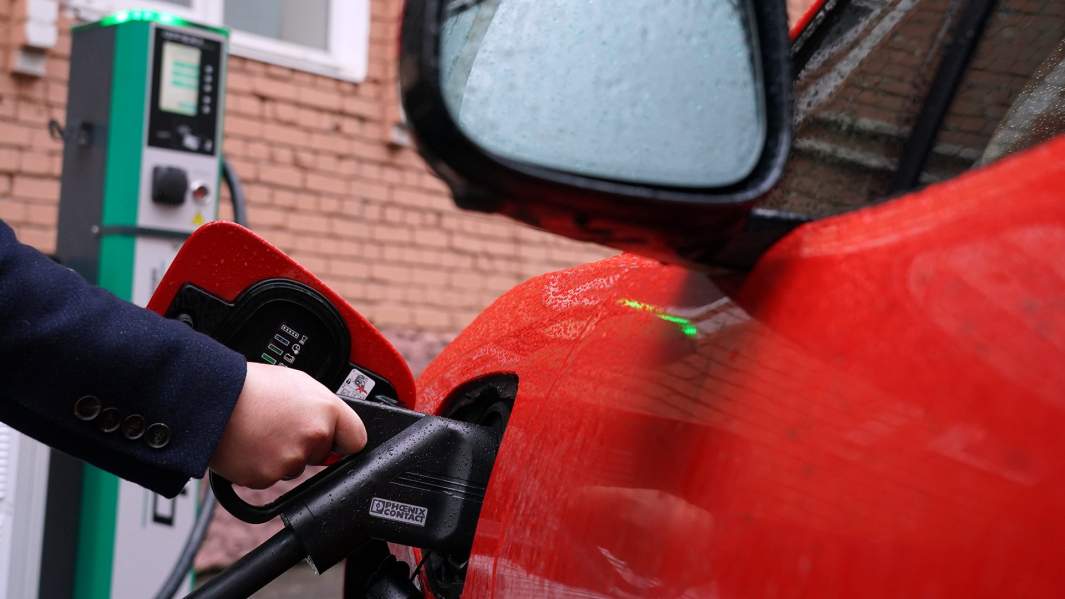 Зарядная станция для электромобиля