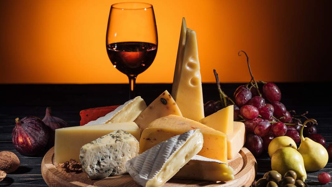 сыр вино