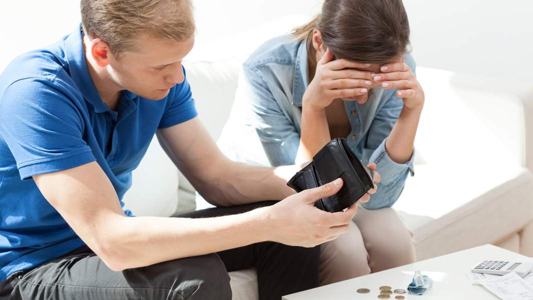 Семья без денег