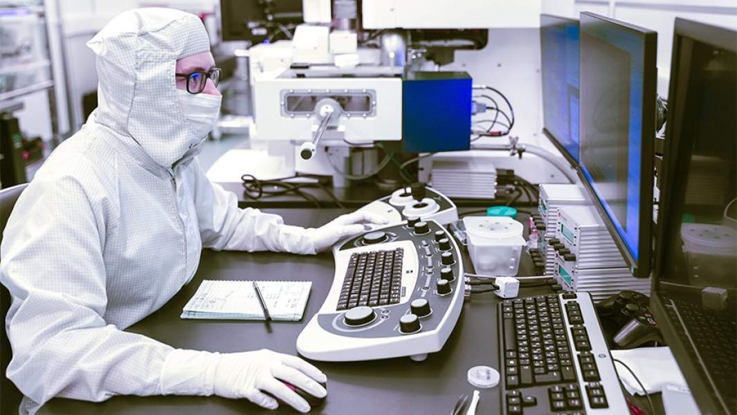 электронный микроскоп