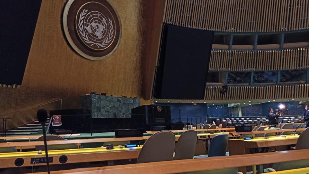 Зал заседаний в штаб-квартире ООН в Нью-Йорке