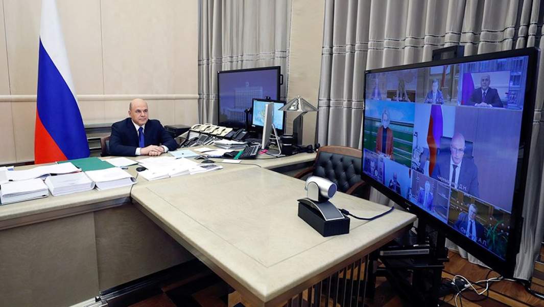 Председатель правительства РФ Михаил Мишустин проводит совещание с вице-премьерами РФ в режиме видеоконференции. 16 ноября 2020 года