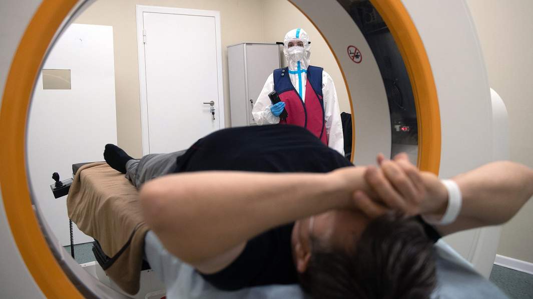 томография