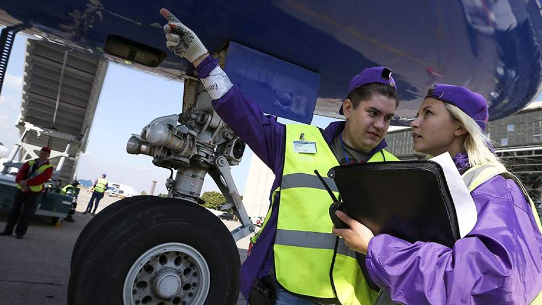 Студенты во время деловой игры Sky Game, в ходе которой будущие сотрудники Домодедово попробовали свои силы в организации полноценного цикла воздушной гавани