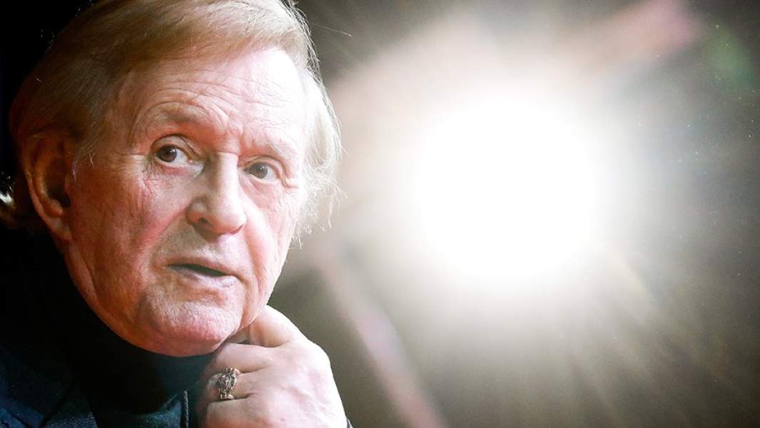 Роман Виктюк