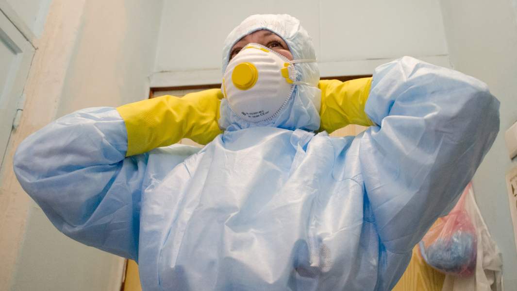 врачи вирус 