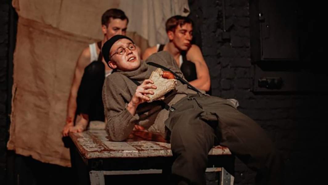 Спектакль «Толстая тетрадь»