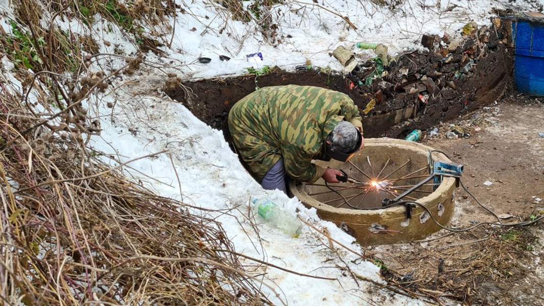 Работы по блокированию доступных входов в подмосковные пещеры Сьяны