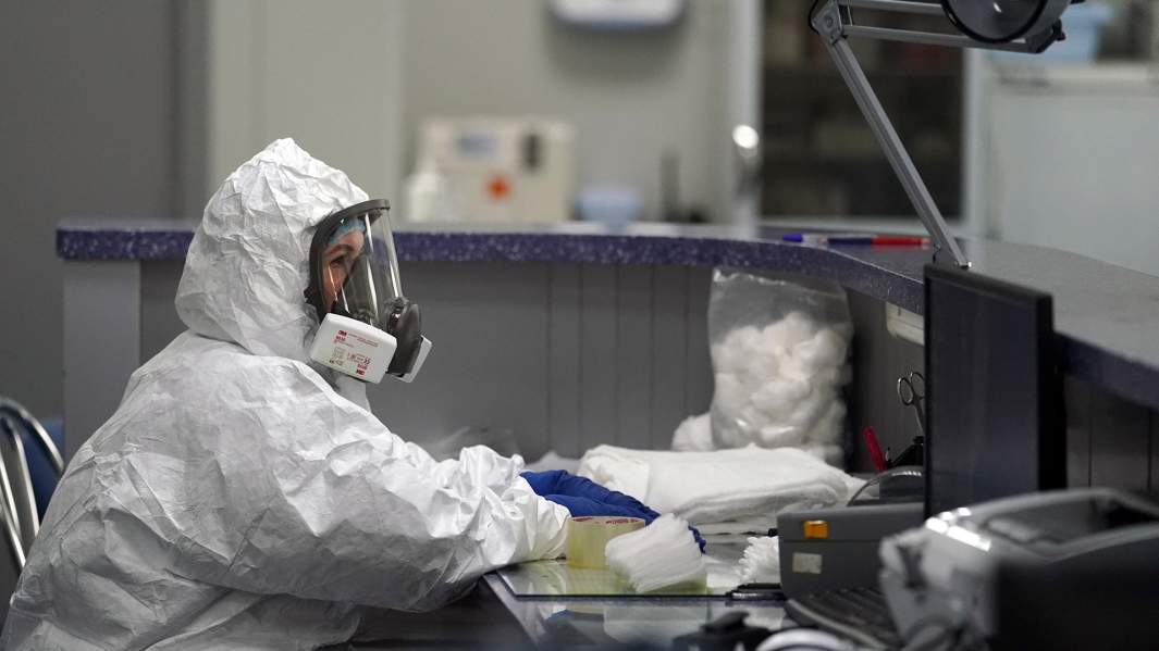 Плато или рано: число выздоровевших приблизилось к числу инфицированных