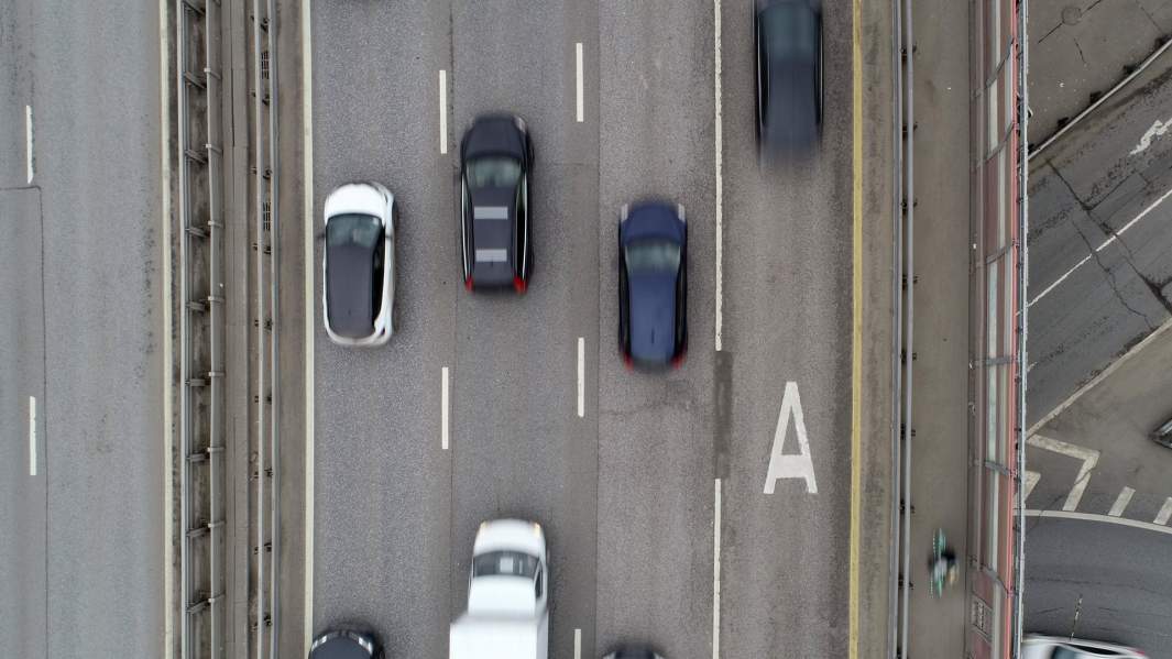 Выдержать дистанцию: чем запомнился 2020-й автомобилистам