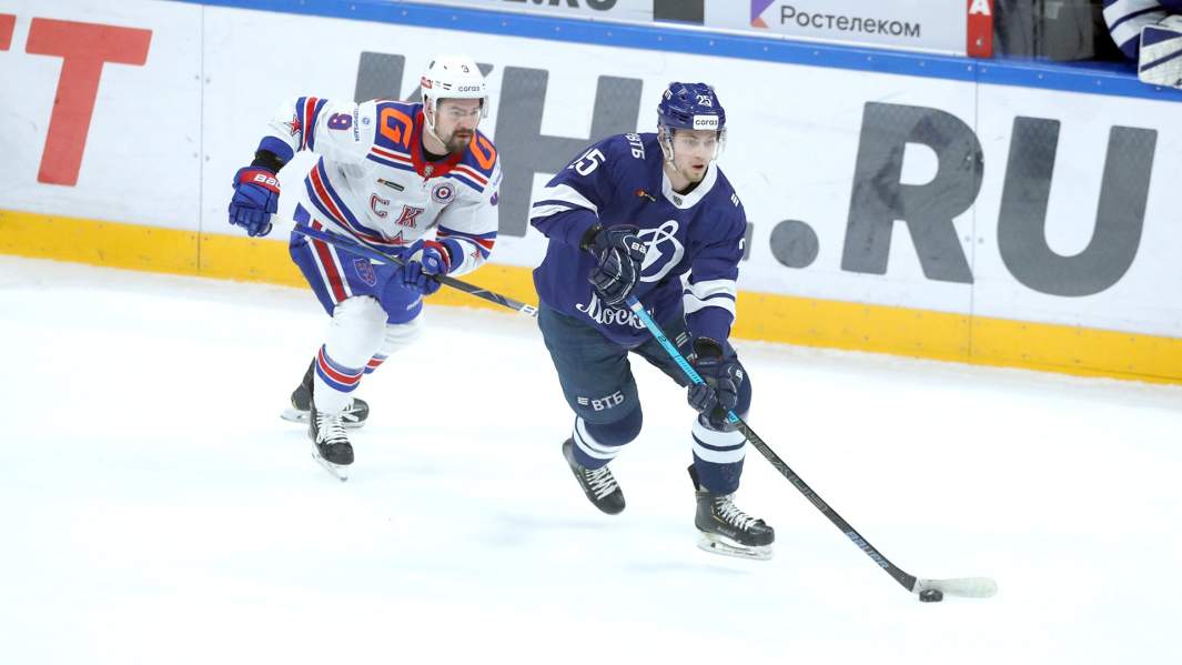 Во время матча регулярного чемпионата Континентальной хоккейной лиги между ХК «Динамо» и ХК СКА