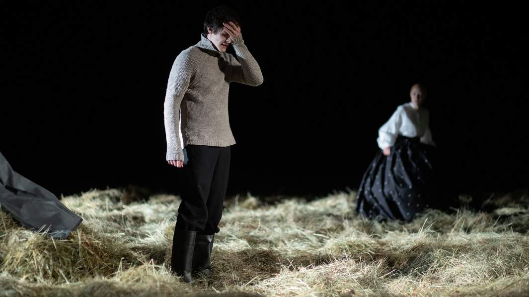 Сцена из спектакля «Месяц в деревне»