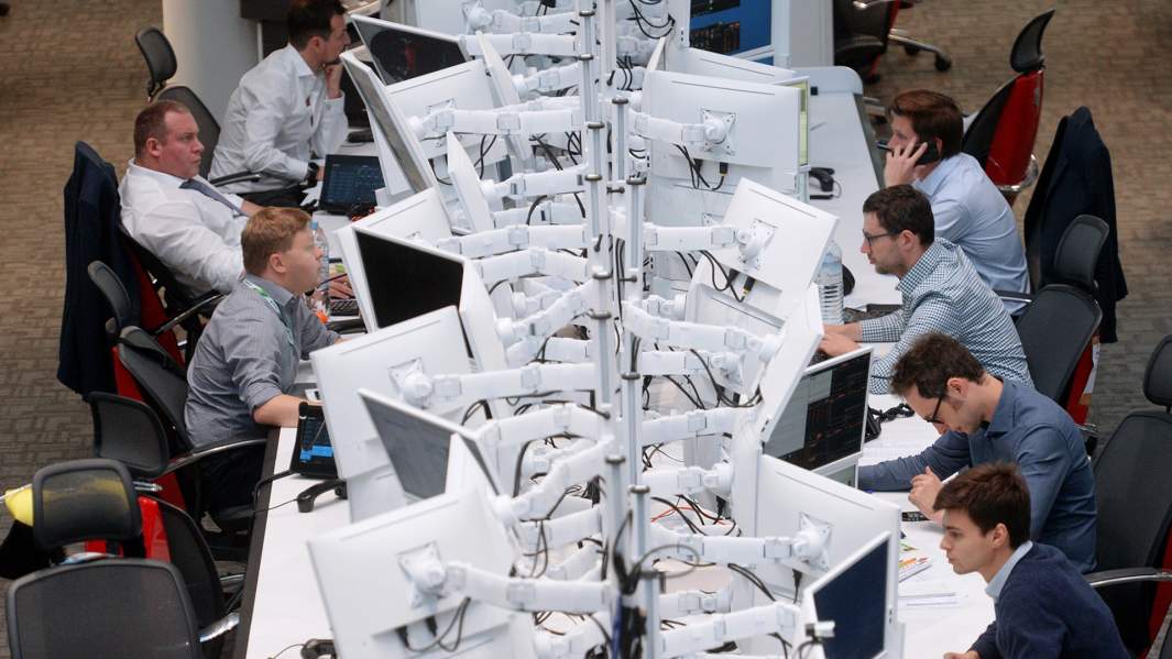 Торговый зал сбербанк CIB в главном офисе сбербанка